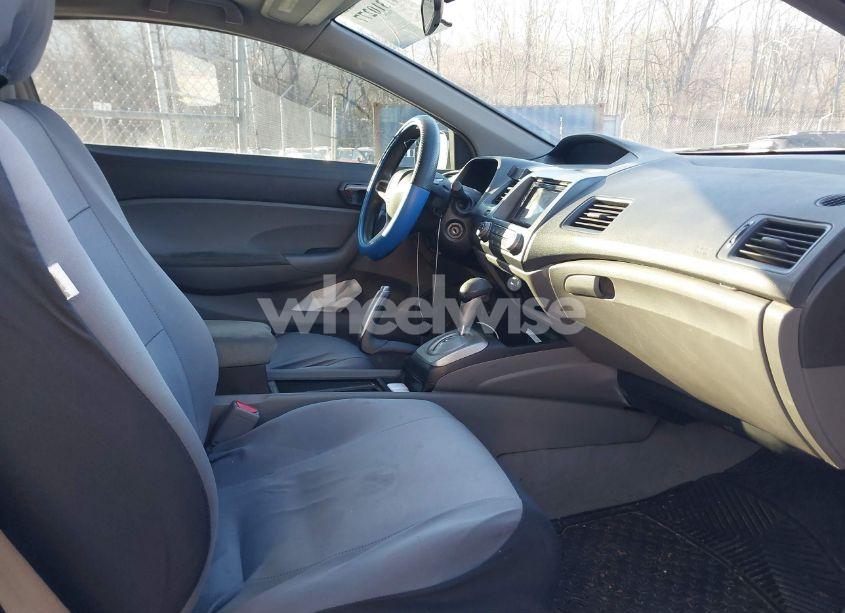 Photo 5 of 2010 Honda Civic CPE (VIN 2HGFG1B64AH514722)
