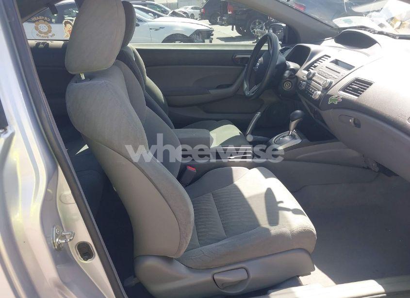 Photo 5 of 2010 Honda Civic LX (VIN 2HGFG1B64AH523775)