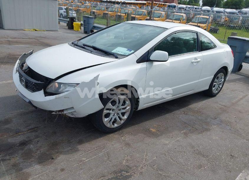 Photo 2 of 2010 Honda Civic LX (VIN 2HGFG1B64AH523971)