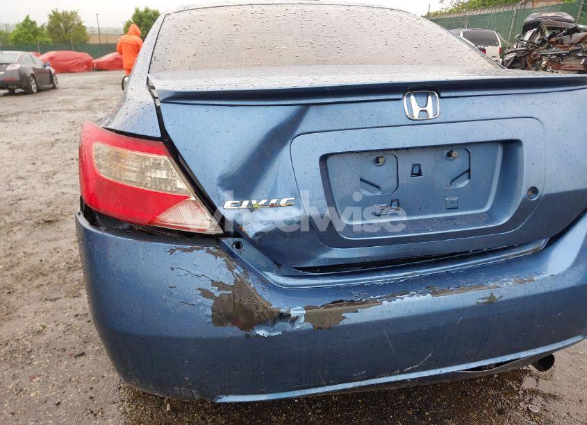 Photo 6 of 2010 Honda Civic LX (VIN 2HGFG1B64AH537188)