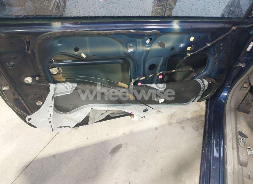 Photo 13 of 2011 Honda Civic LX (VIN 2HGFG1B64BH517637)