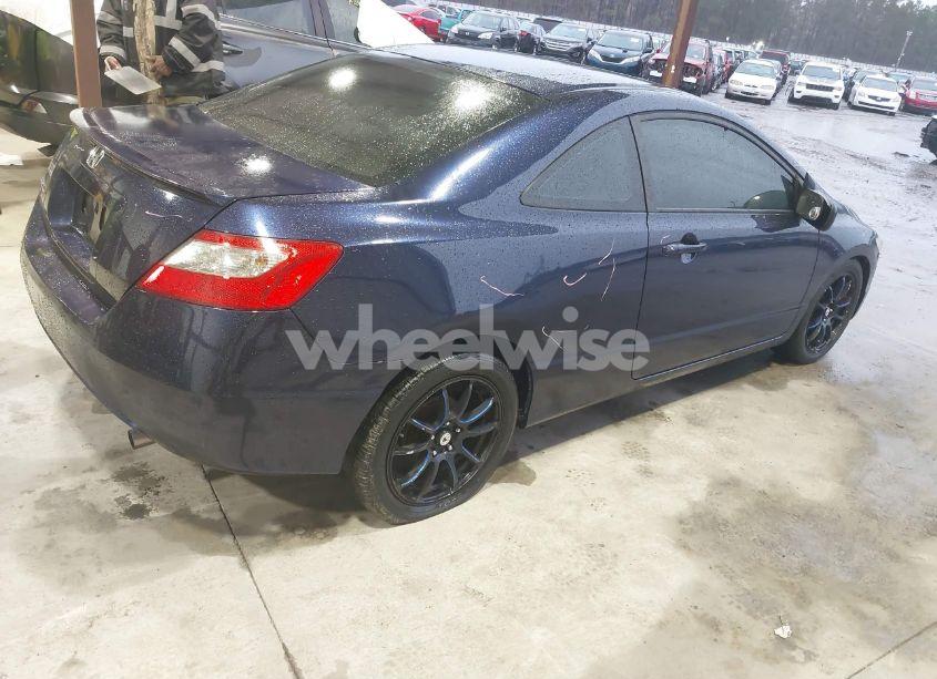 Photo 4 of 2011 Honda Civic LX (VIN 2HGFG1B64BH517637)