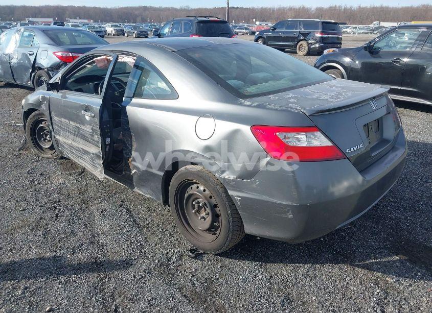 Photo 3 of 2010 Honda Civic LX (VIN 2HGFG1B65AH509688)