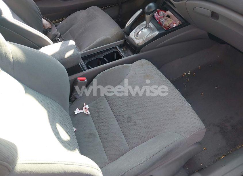 Photo 5 of 2010 Honda Civic LX (VIN 2HGFG1B65AH509688)