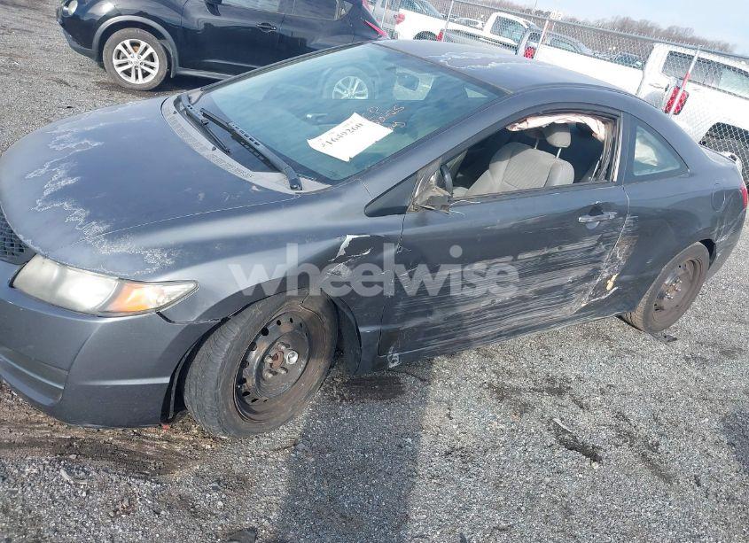 Photo 6 of 2010 Honda Civic LX (VIN 2HGFG1B65AH509688)