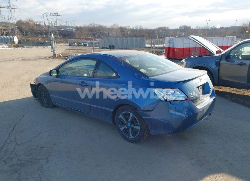 Photo 3 of 2010 Honda Civic LX (VIN 2HGFG1B65AH519136)