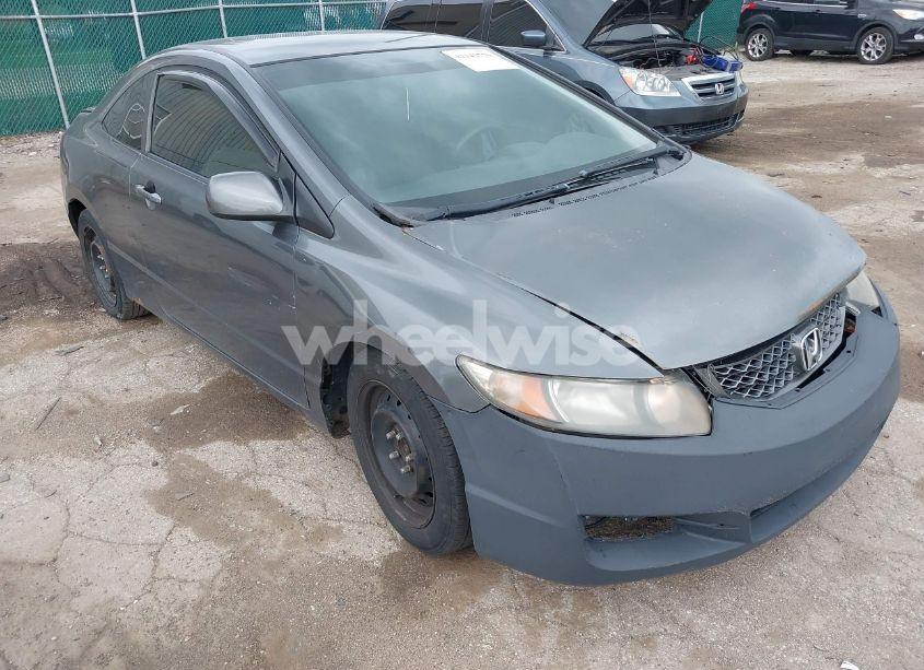2010 Honda Civic LX (VIN 2HGFG1B65AH525017) main photo