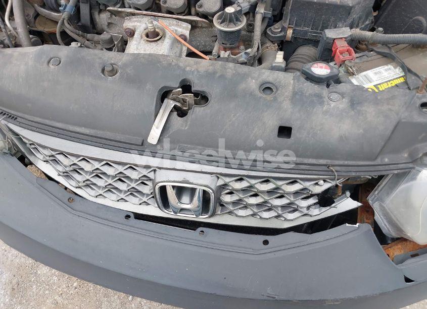 Photo 6 of 2010 Honda Civic LX (VIN 2HGFG1B65AH525017)