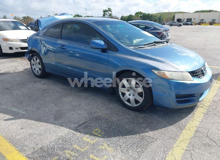 2010 Honda Civic LX (VIN 2HGFG1B65AH530041) main photo