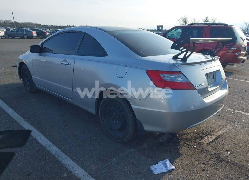 Photo 3 of 2010 Honda Civic LX (VIN 2HGFG1B66AH504614)