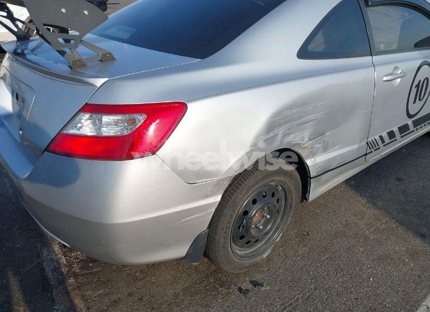 Photo 6 of 2010 Honda Civic LX (VIN 2HGFG1B66AH504614)