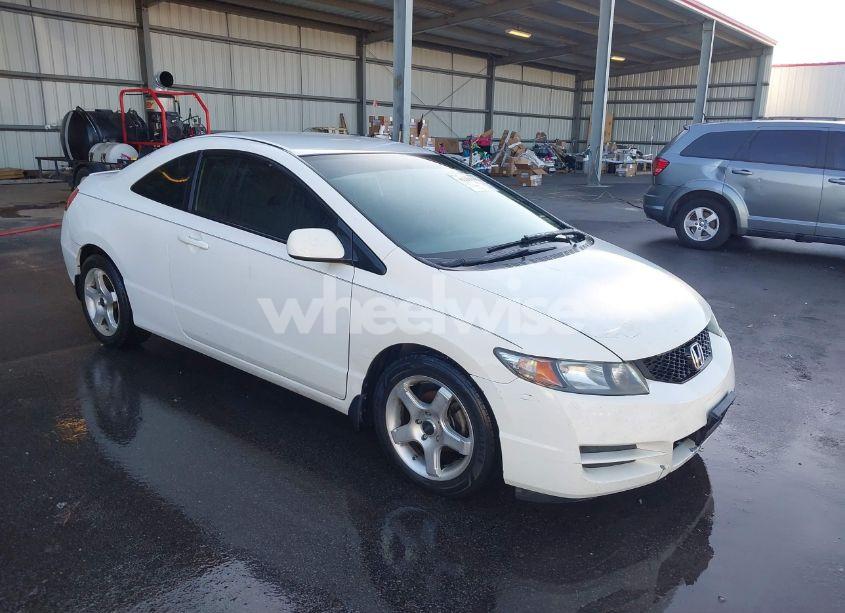 2010 Honda Civic LX (VIN 2HGFG1B66AH513927) main photo