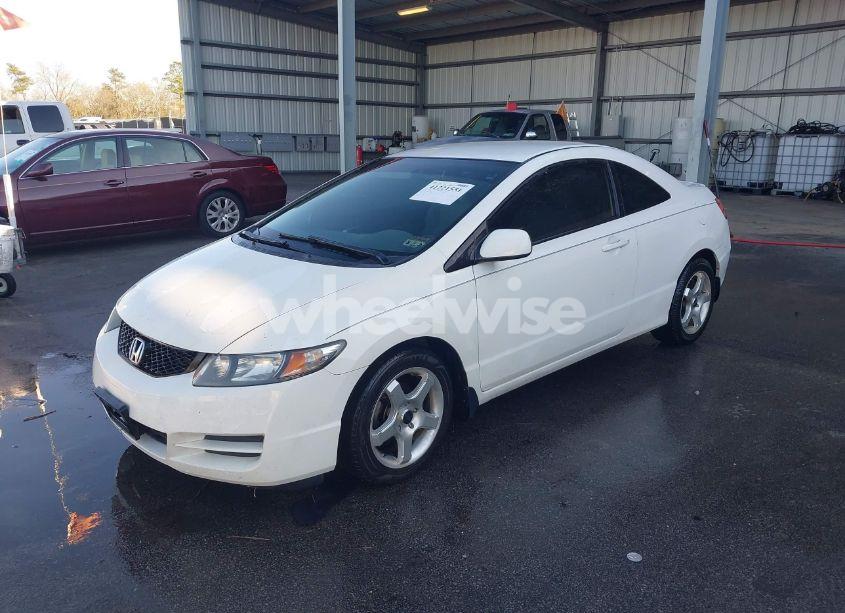 Photo 2 of 2010 Honda Civic LX (VIN 2HGFG1B66AH513927)