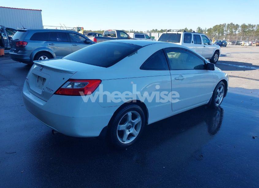 Photo 4 of 2010 Honda Civic LX (VIN 2HGFG1B66AH513927)