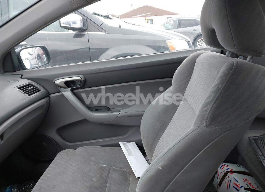 Photo 5 of 2010 Honda Civic LX (VIN 2HGFG1B66AH515080)