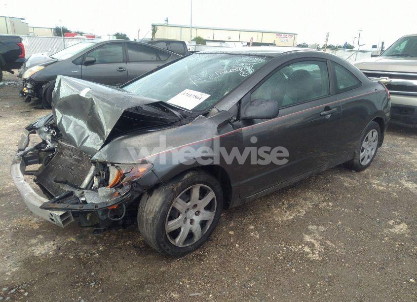 Photo 2 of 2011 Honda Civic LX (VIN 2HGFG1B66BH501181)