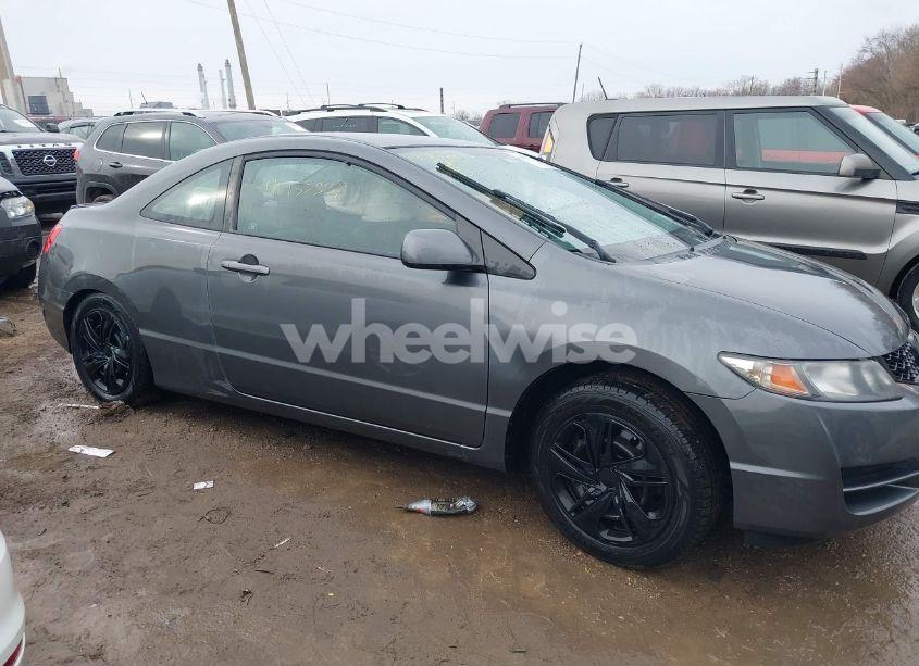 Photo 13 of 2011 Honda Civic LX (VIN 2HGFG1B66BH517204)