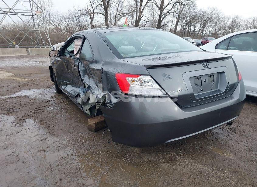 Photo 3 of 2011 Honda Civic LX (VIN 2HGFG1B66BH517204)