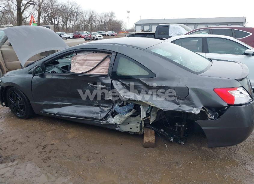 Photo 6 of 2011 Honda Civic LX (VIN 2HGFG1B66BH517204)