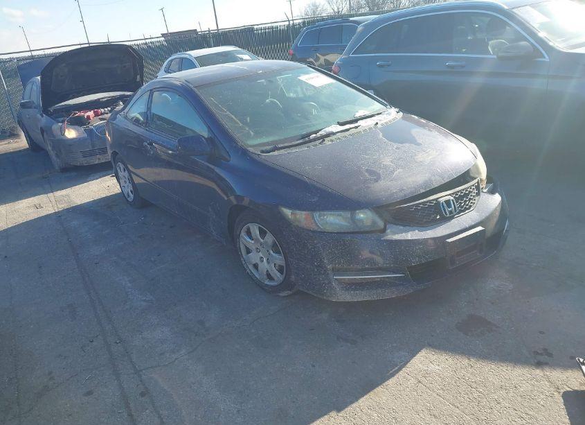 2011 Honda Civic LX (VIN 2HGFG1B66BH517669) main photo