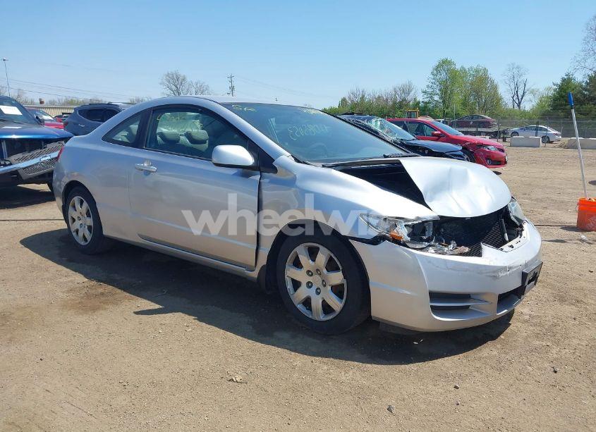 2010 Honda Civic LX (VIN 2HGFG1B67AH535385) main photo