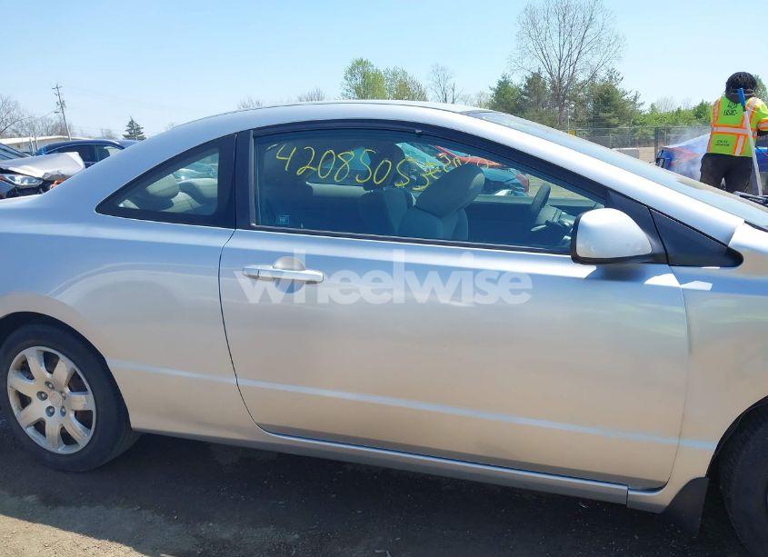 Photo 13 of 2010 Honda Civic LX (VIN 2HGFG1B67AH535385)