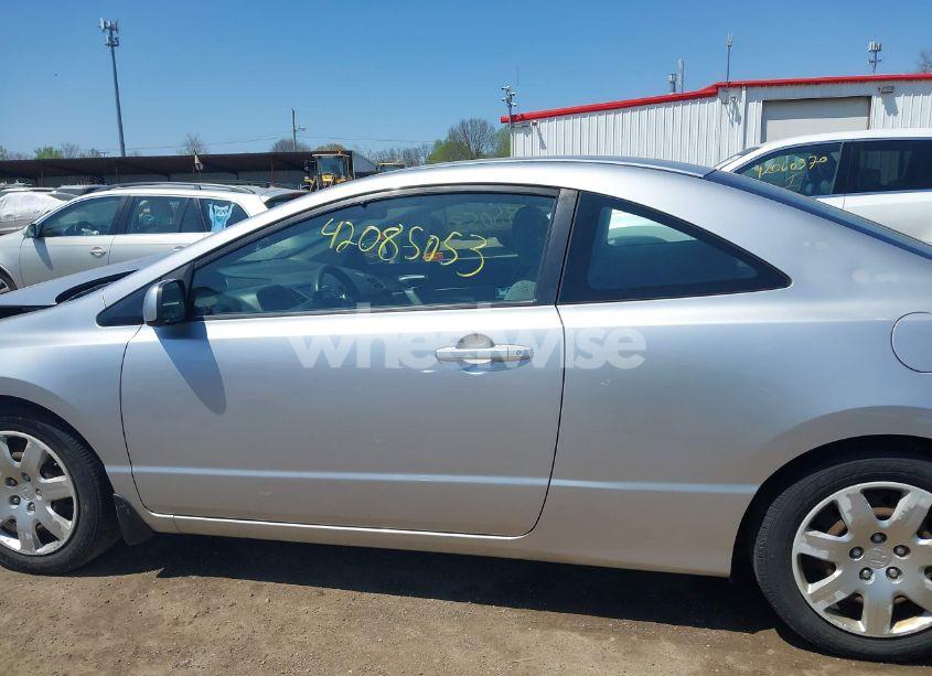 Photo 14 of 2010 Honda Civic LX (VIN 2HGFG1B67AH535385)