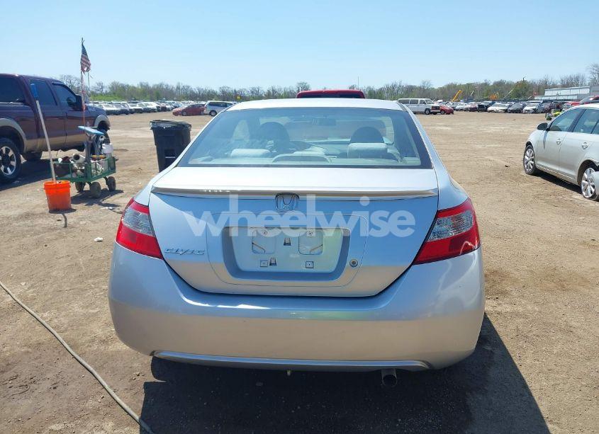 Photo 16 of 2010 Honda Civic LX (VIN 2HGFG1B67AH535385)