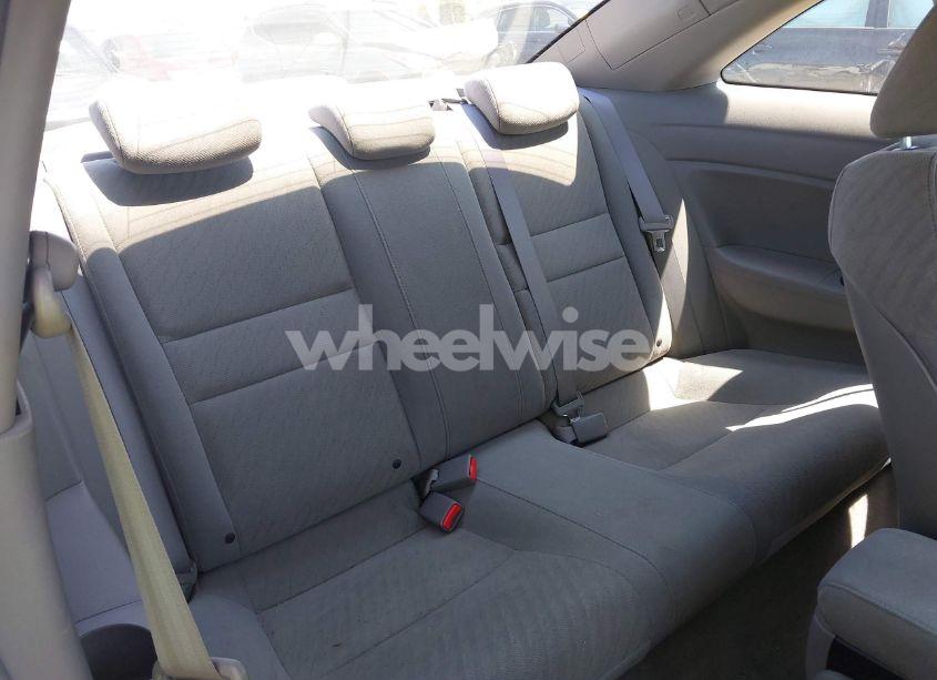 Photo 8 of 2010 Honda Civic LX (VIN 2HGFG1B67AH535385)