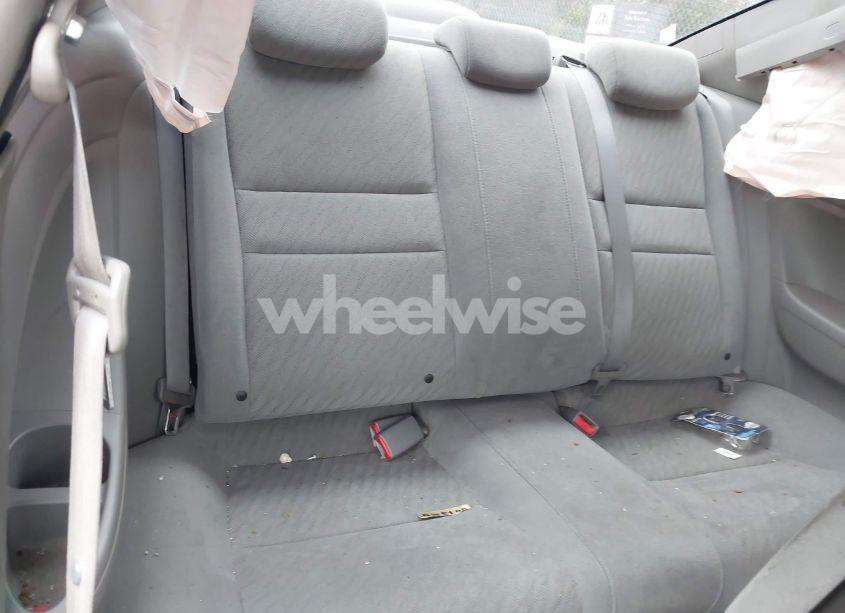 Photo 8 of 2010 Honda Civic LX (VIN 2HGFG1B67AH537878)