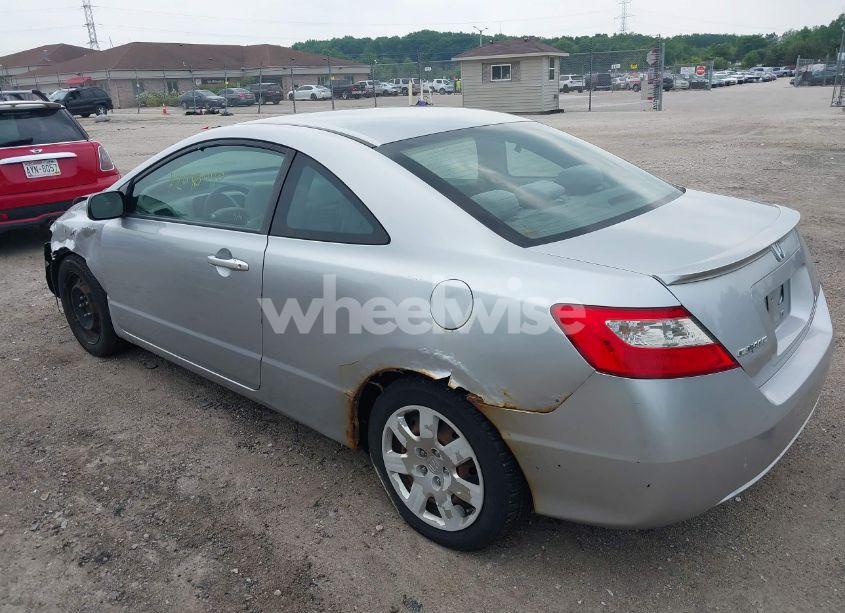 Photo 3 of 2011 Honda Civic LX (VIN 2HGFG1B67BH511217)