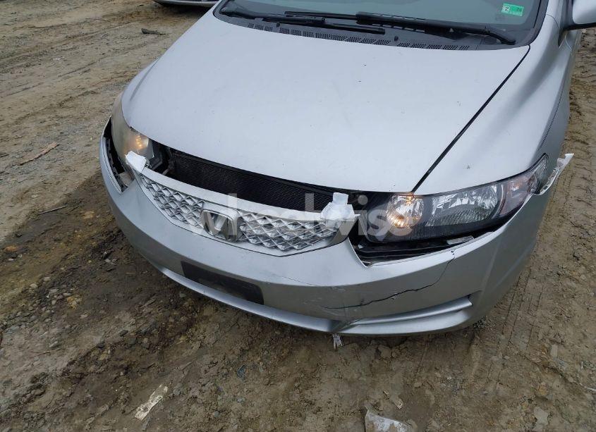 Photo 6 of 2011 Honda Civic LX (VIN 2HGFG1B67BH515834)