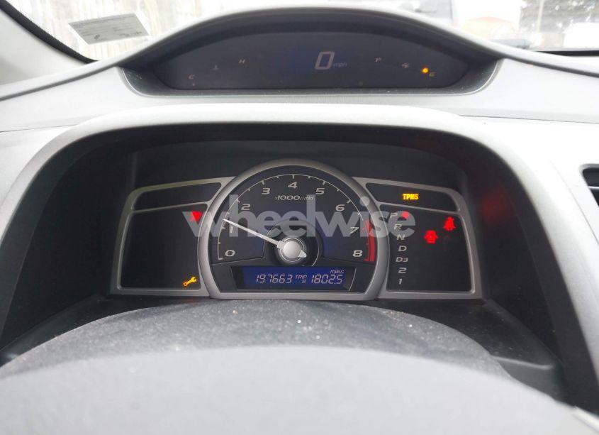 Photo 7 of 2011 Honda Civic LX (VIN 2HGFG1B67BH515834)