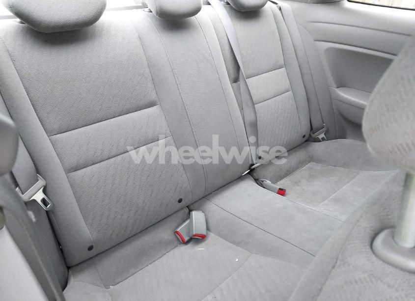 Photo 8 of 2011 Honda Civic LX (VIN 2HGFG1B67BH515834)