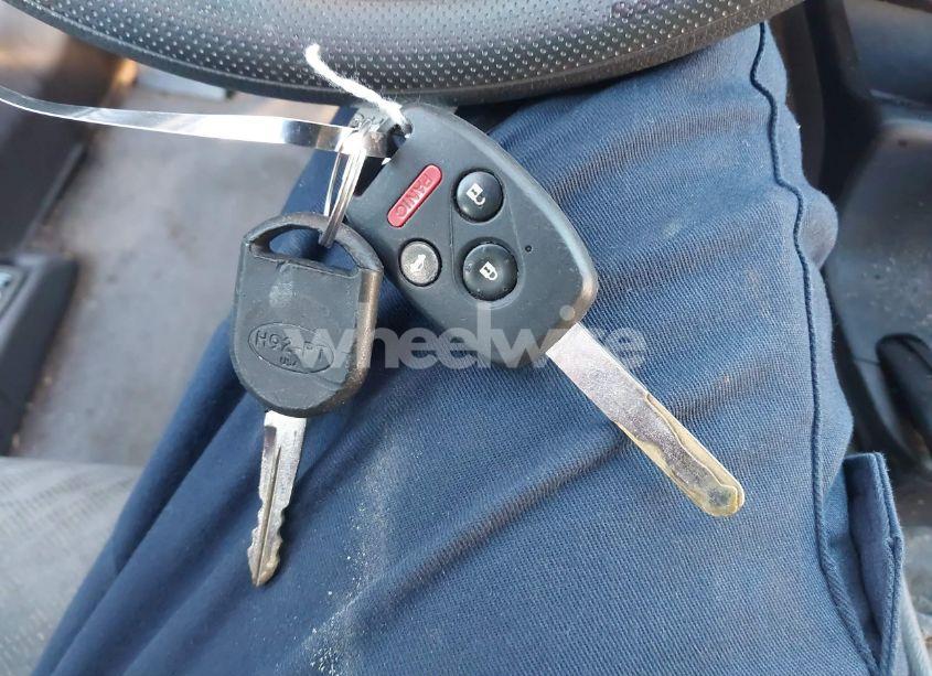 Photo 11 of 2010 Honda Civic LX (VIN 2HGFG1B68AH502105)