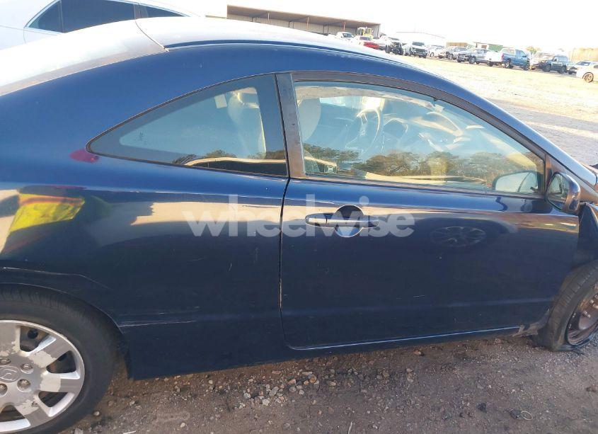 Photo 14 of 2010 Honda Civic LX (VIN 2HGFG1B68AH502105)