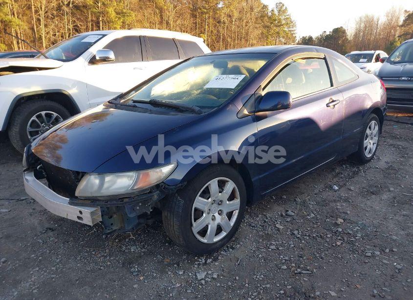 Photo 2 of 2010 Honda Civic LX (VIN 2HGFG1B68AH502105)