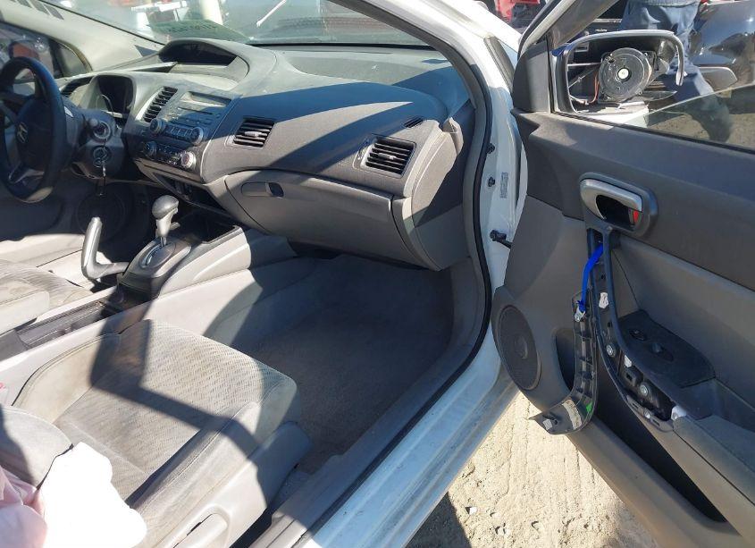 Photo 5 of 2010 Honda Civic LX (VIN 2HGFG1B68AH510446)