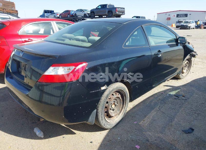 Photo 4 of 2010 Honda Civic LX (VIN 2HGFG1B68AH516831)