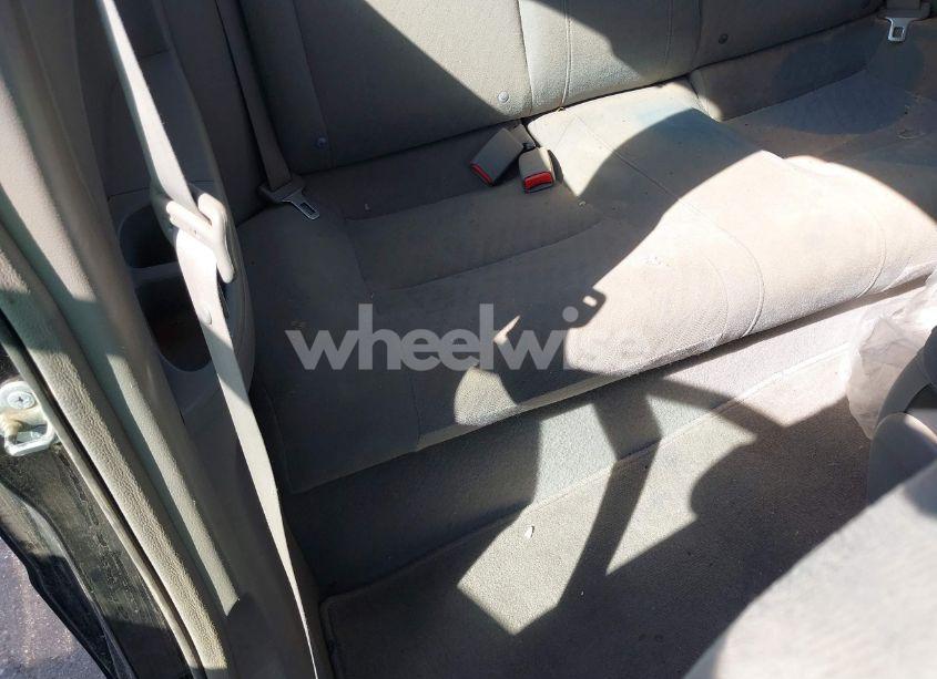 Photo 8 of 2010 Honda Civic LX (VIN 2HGFG1B68AH516831)