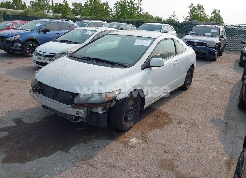 Photo 2 of 2010 Honda Civic LX (VIN 2HGFG1B68AH517543)