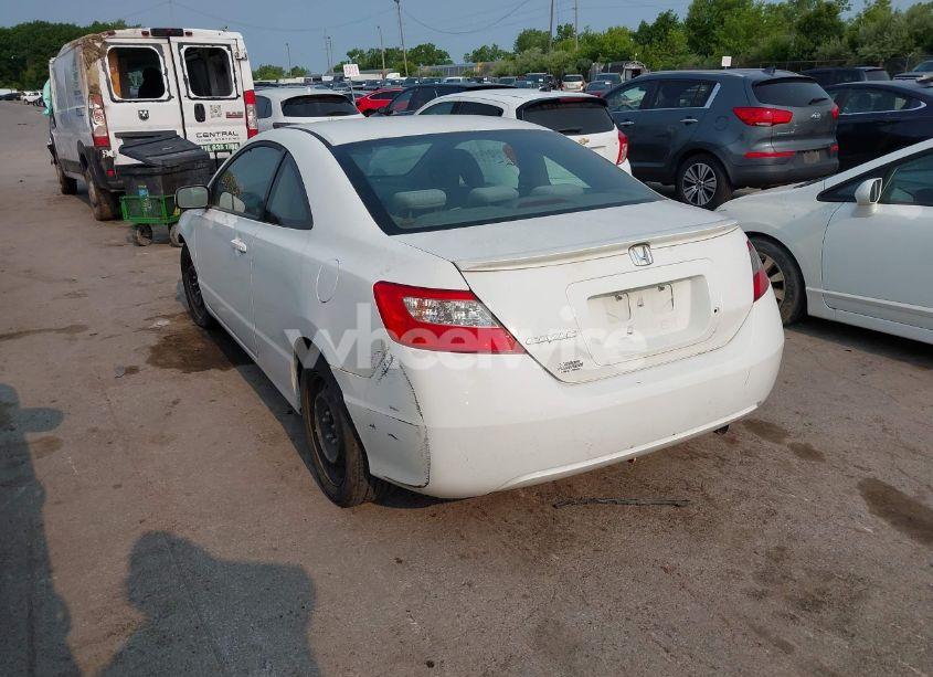 Photo 3 of 2010 Honda Civic LX (VIN 2HGFG1B68AH517543)
