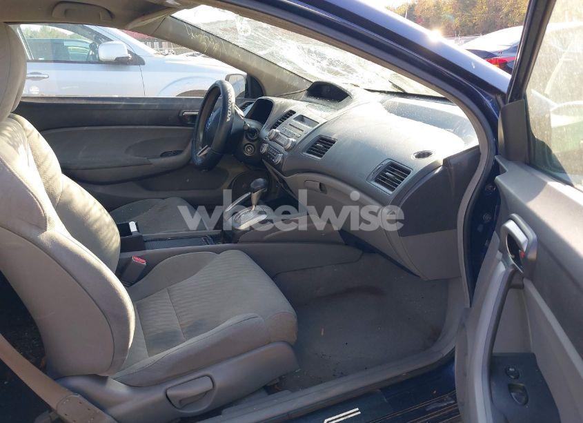 Photo 5 of 2010 Honda Civic LX (VIN 2HGFG1B68AH525741)