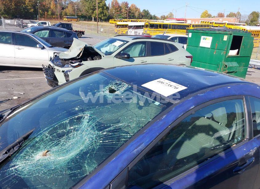 Photo 6 of 2010 Honda Civic LX (VIN 2HGFG1B68AH525741)