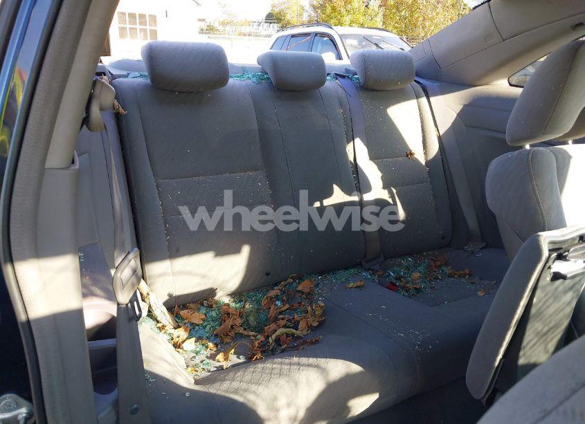 Photo 8 of 2010 Honda Civic LX (VIN 2HGFG1B68AH525741)