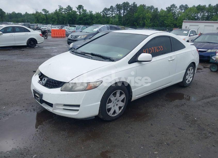 Photo 2 of 2010 Honda Civic LX (VIN 2HGFG1B68AH529644)