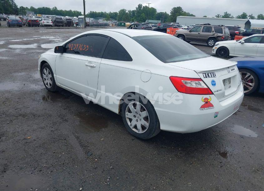 Photo 3 of 2010 Honda Civic LX (VIN 2HGFG1B68AH529644)