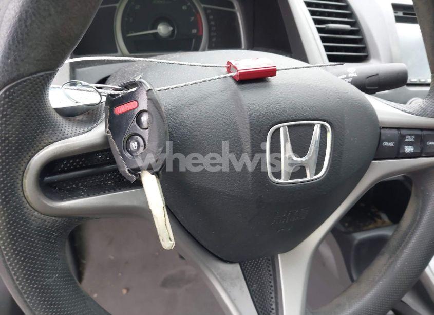 Photo 11 of 2011 Honda Civic LX (VIN 2HGFG1B68BH502994)