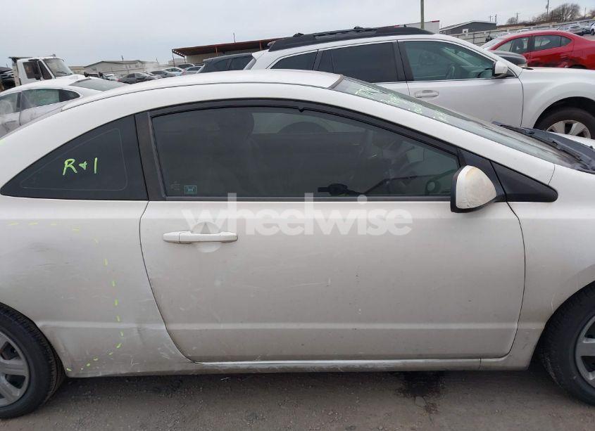 Photo 14 of 2011 Honda Civic LX (VIN 2HGFG1B68BH502994)