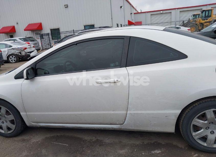Photo 15 of 2011 Honda Civic LX (VIN 2HGFG1B68BH502994)